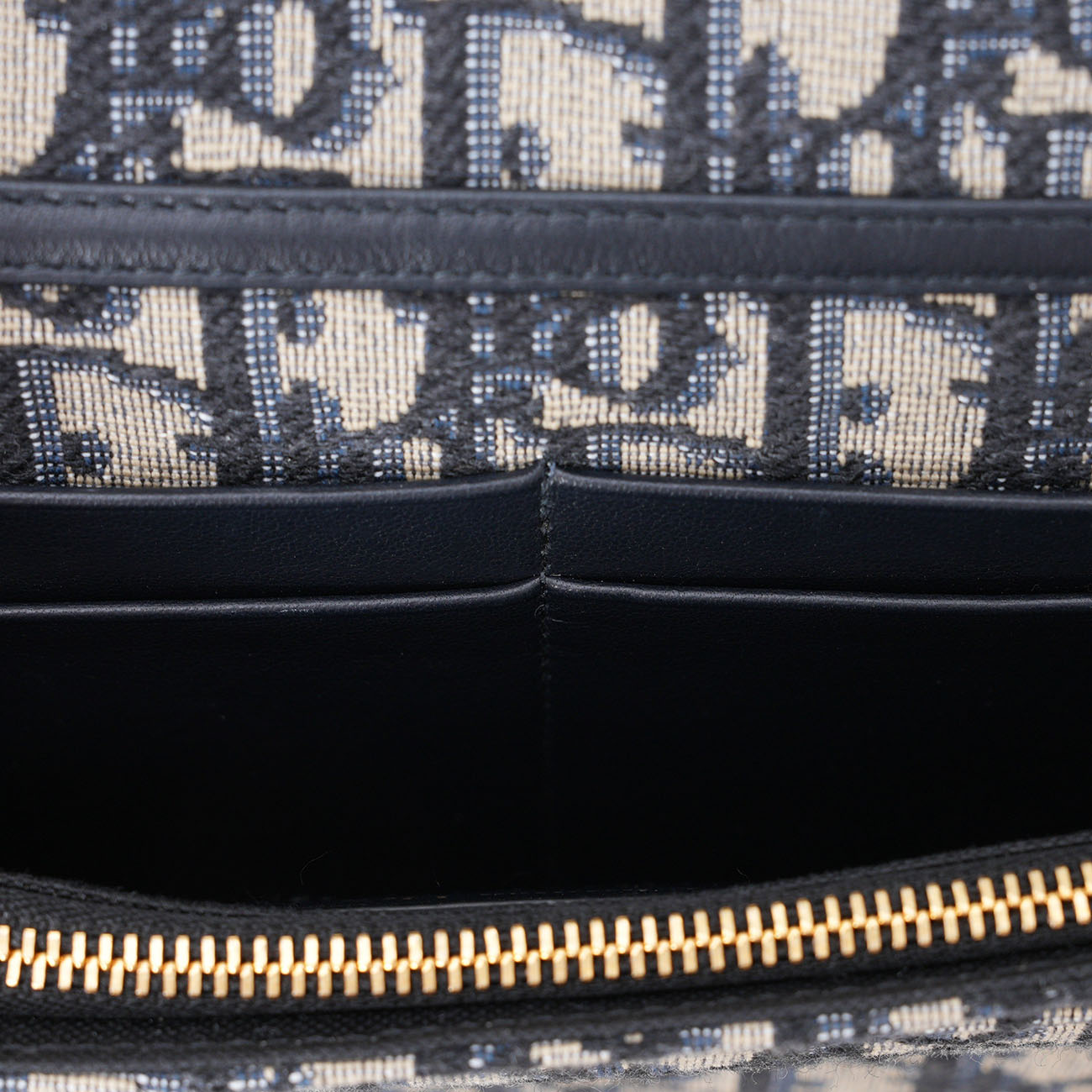 CHRISTIAN DIOR(USED)디올 오블리크 30 몽테인 투인원 파우치